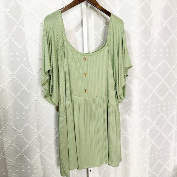 👀 357. Haptics Ribbed Babydoll Tunic 3X – Sage Green Flutter Sleeve Top NWT - Picture 3 of 8